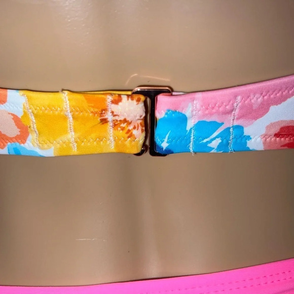 Shade &Shore, 34B, NWT Pink floral, bikini top with a halter neck,waist tie - Picture 6 of 11